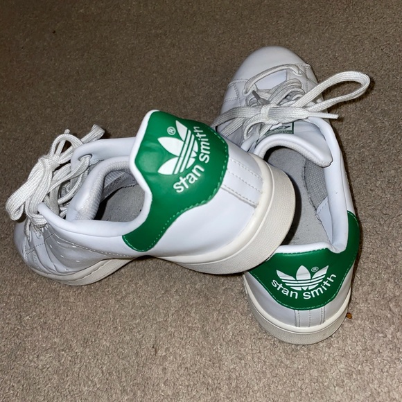 Adidas Stan smith size 9 - Picture 2 of 3
